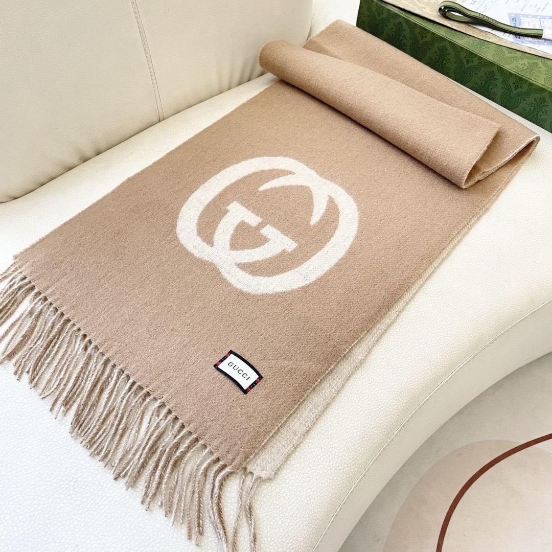 Gucci 구찌 로고 울 머플러 5