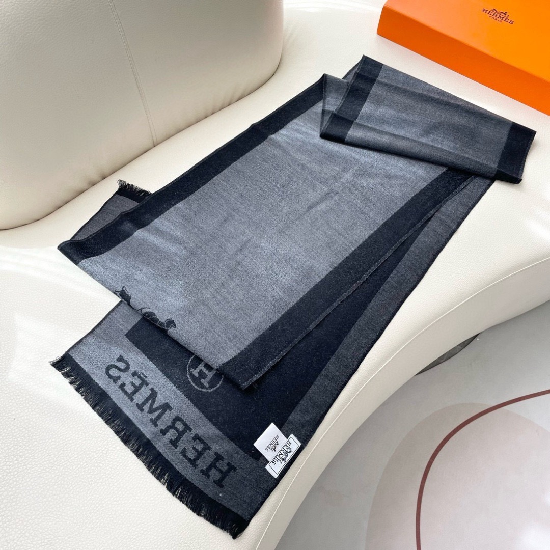 Hermes 에르메스 그레이 블랙 로고 머플러 5