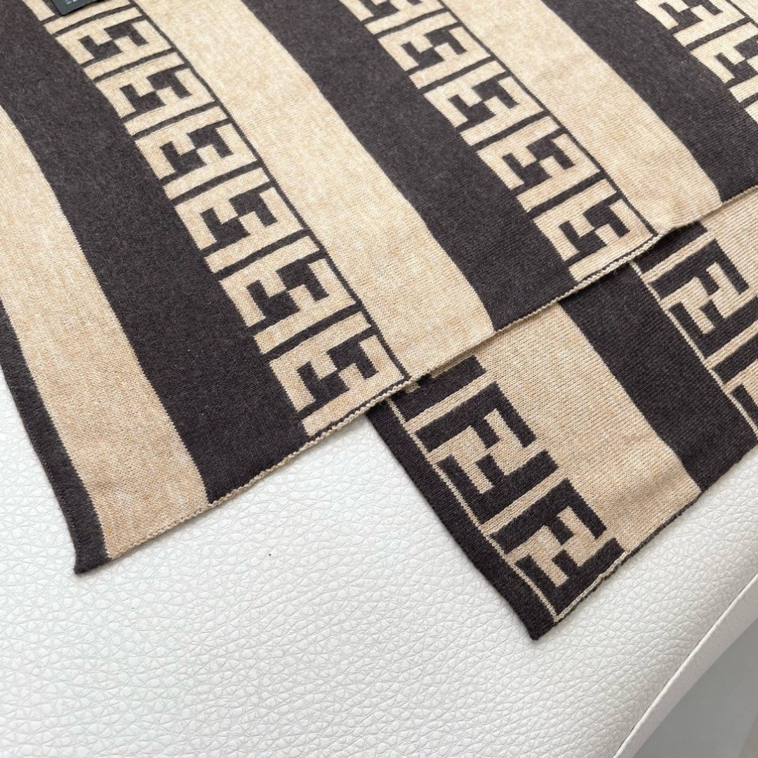 Fendi 펜디 FF 로고 스트라이프 머플러 9