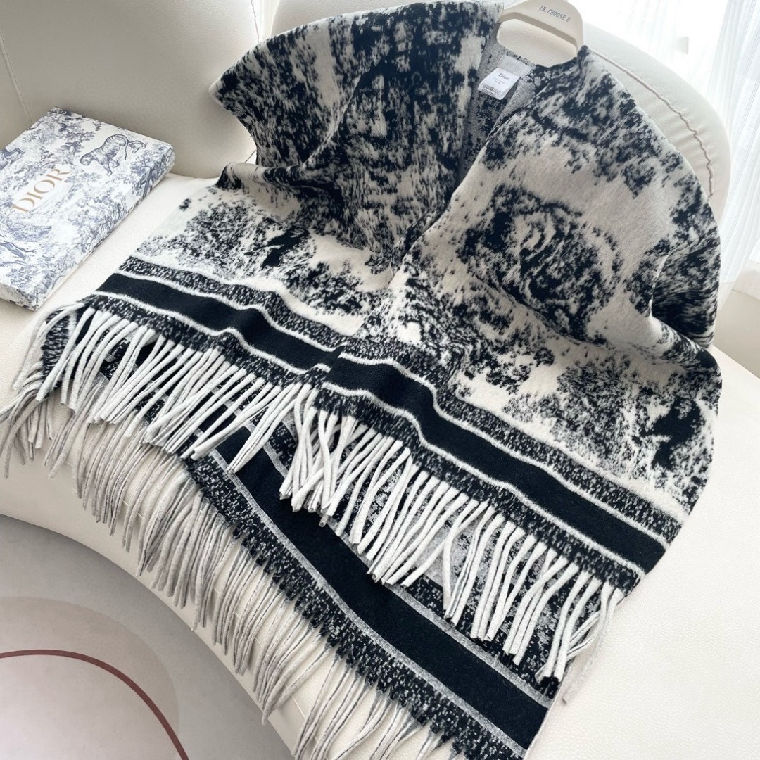 Dior 디올 CD 동물 인화 대형 숄 케이프 4