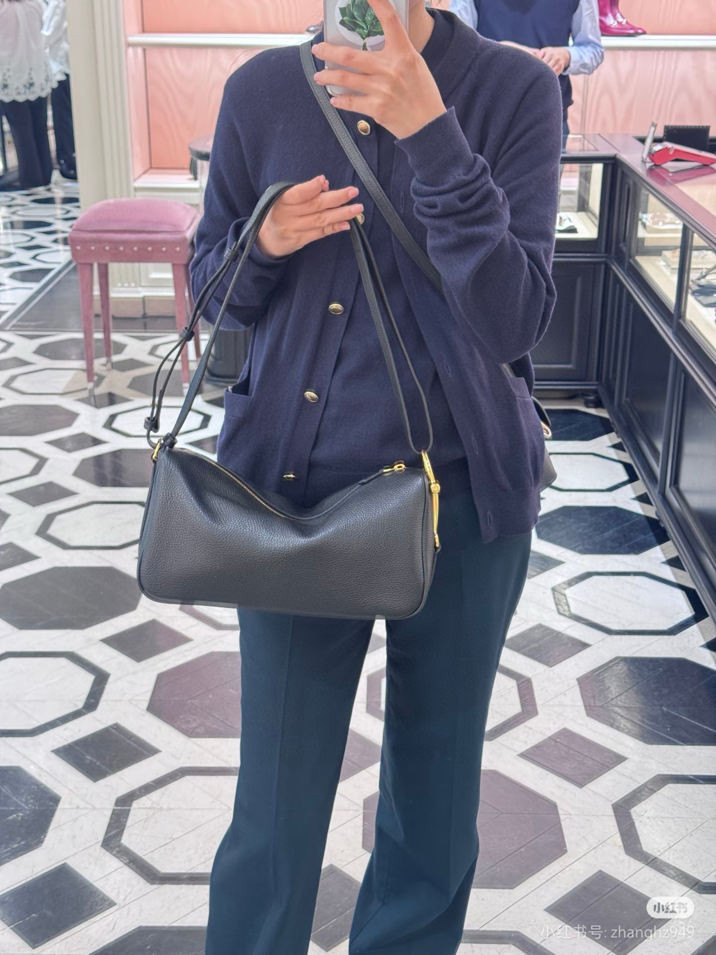 Gucci 구찌 Half Horsebit 블랙 레더 대형 숄더백 3