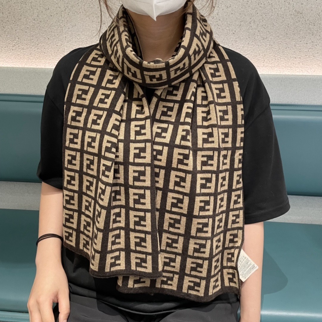 Fendi 펜디 FF 로고 니트 머플러 2