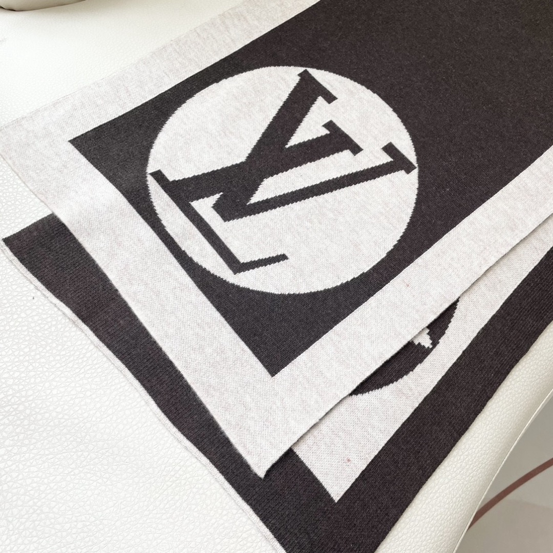 Louis Vuitton 루이비통 모노그램 양면 머플러 8