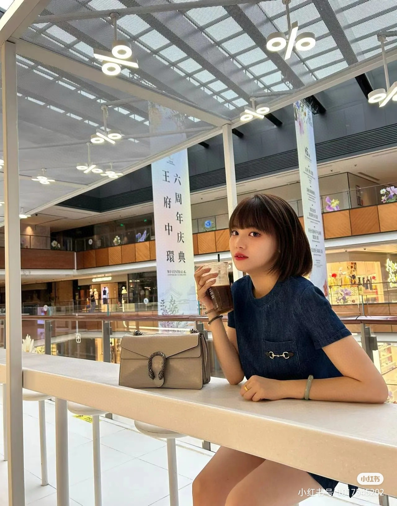 Gucci 구찌 Dionysus 디오니서스 래커 레더 체인 숄더백 1