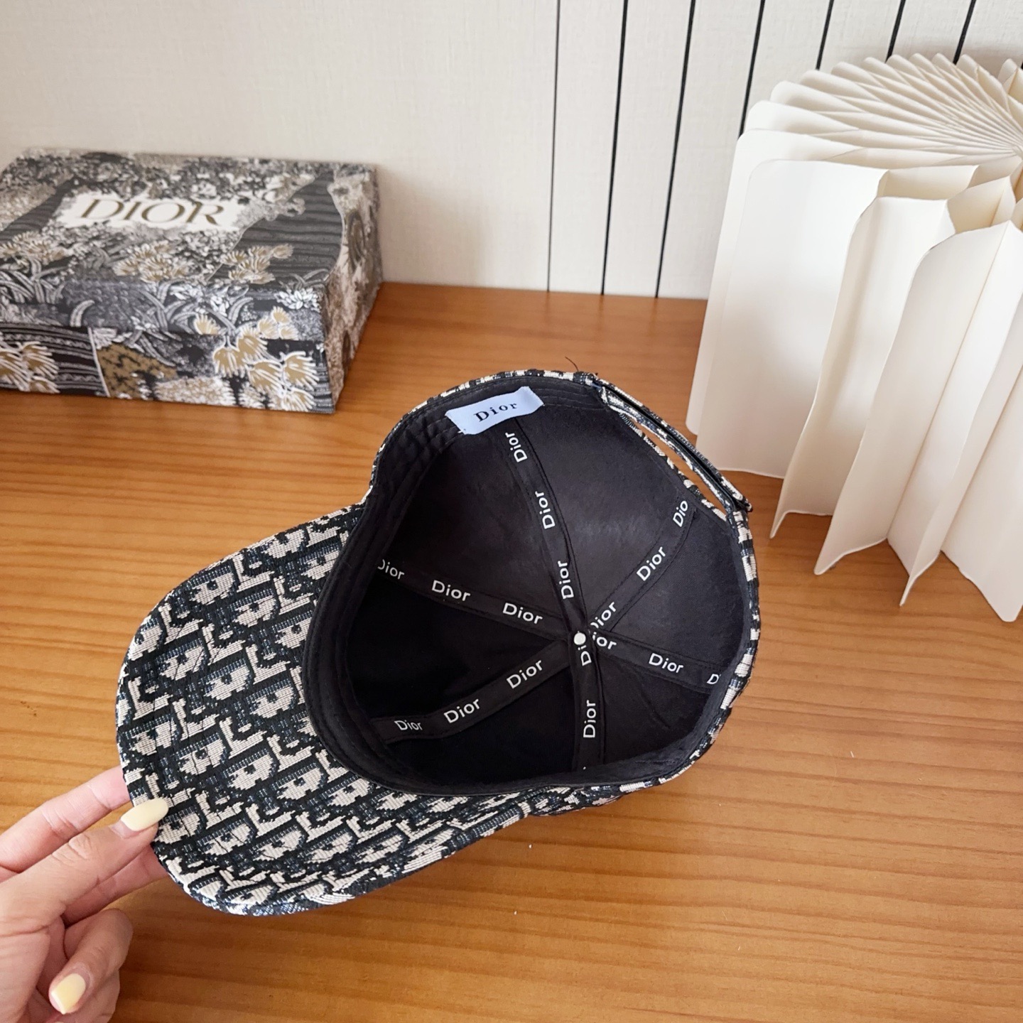 DIOR 디올 오블리크 자수 로고 볼캡 7
