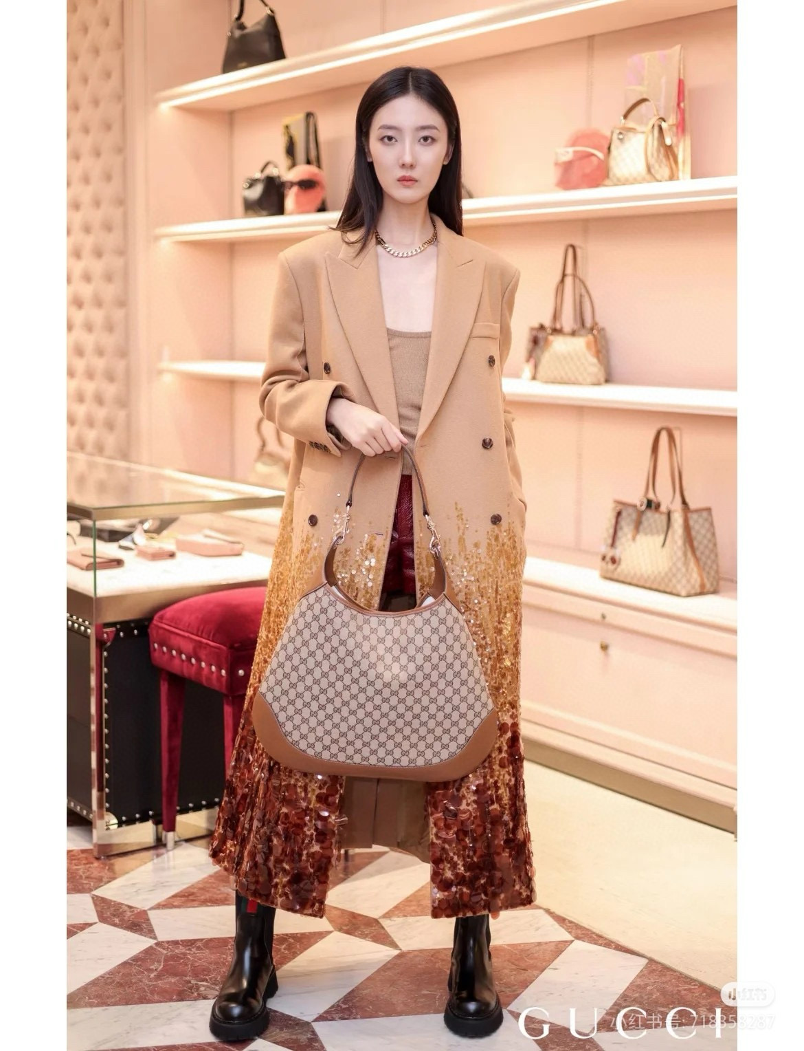 Gucci 구찌 Body 더블 락 라지 숄더백 10