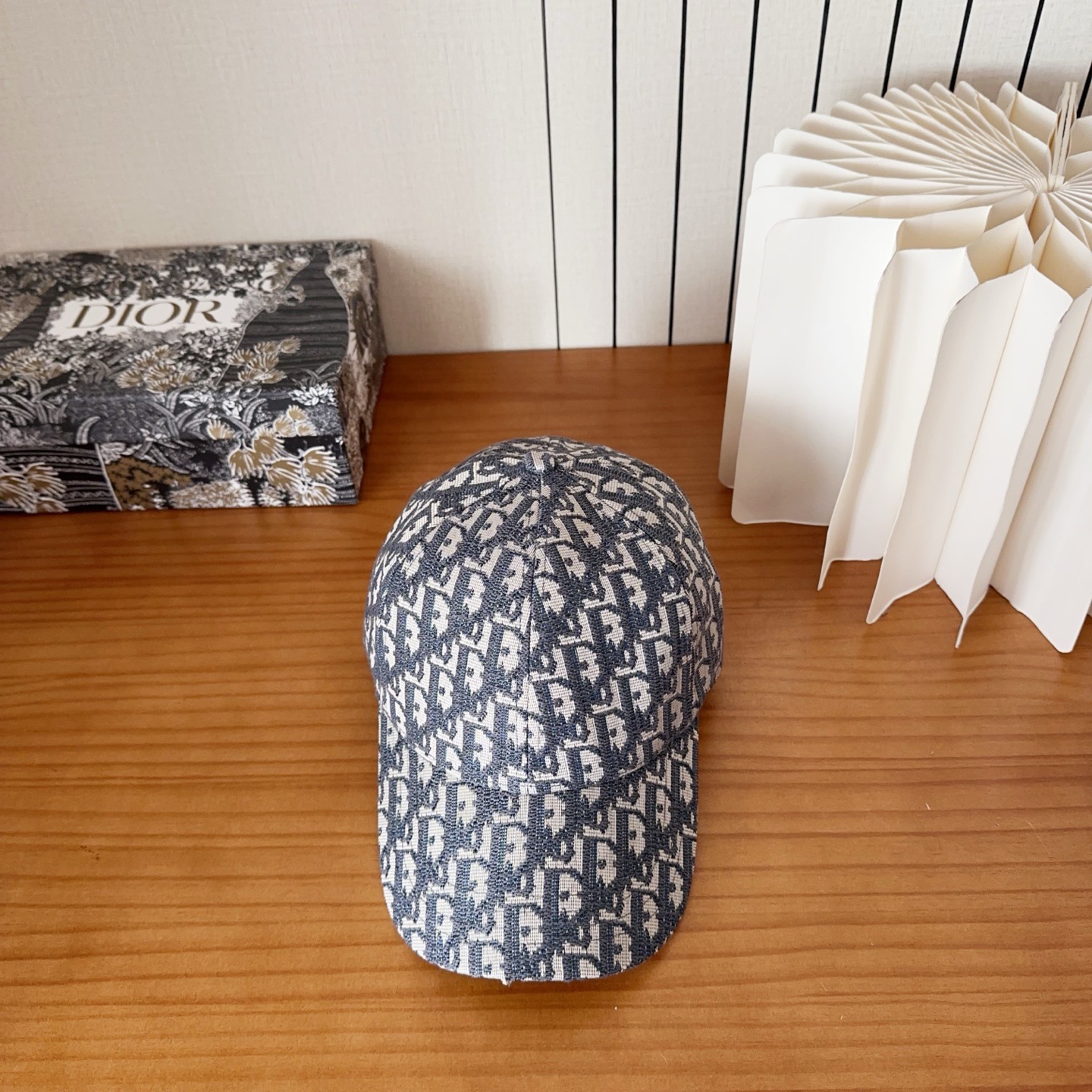 DIOR 디올 오블리크 자수 로고 볼캡 1