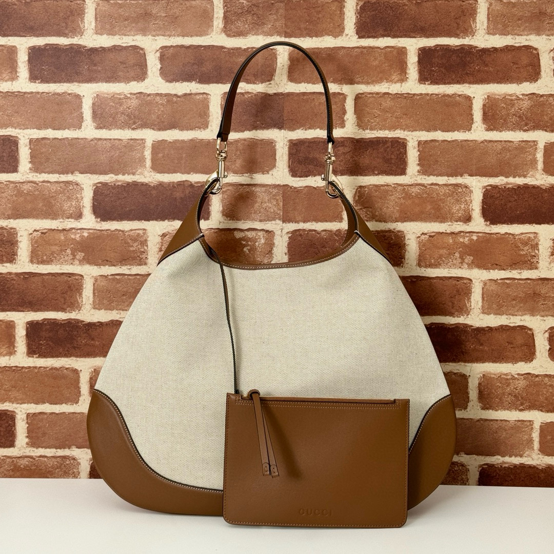 Gucci 구찌 Body 캔버스 레더 숄더백 1