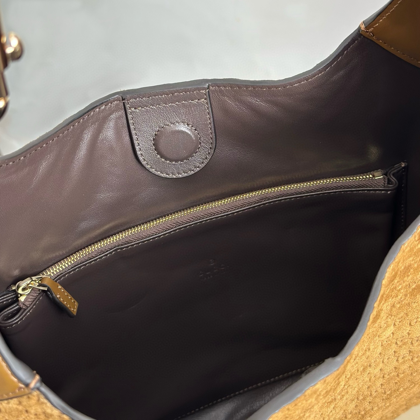 Gucci 구찌 Body GG 자카드 브라운 대형 숄더백 13