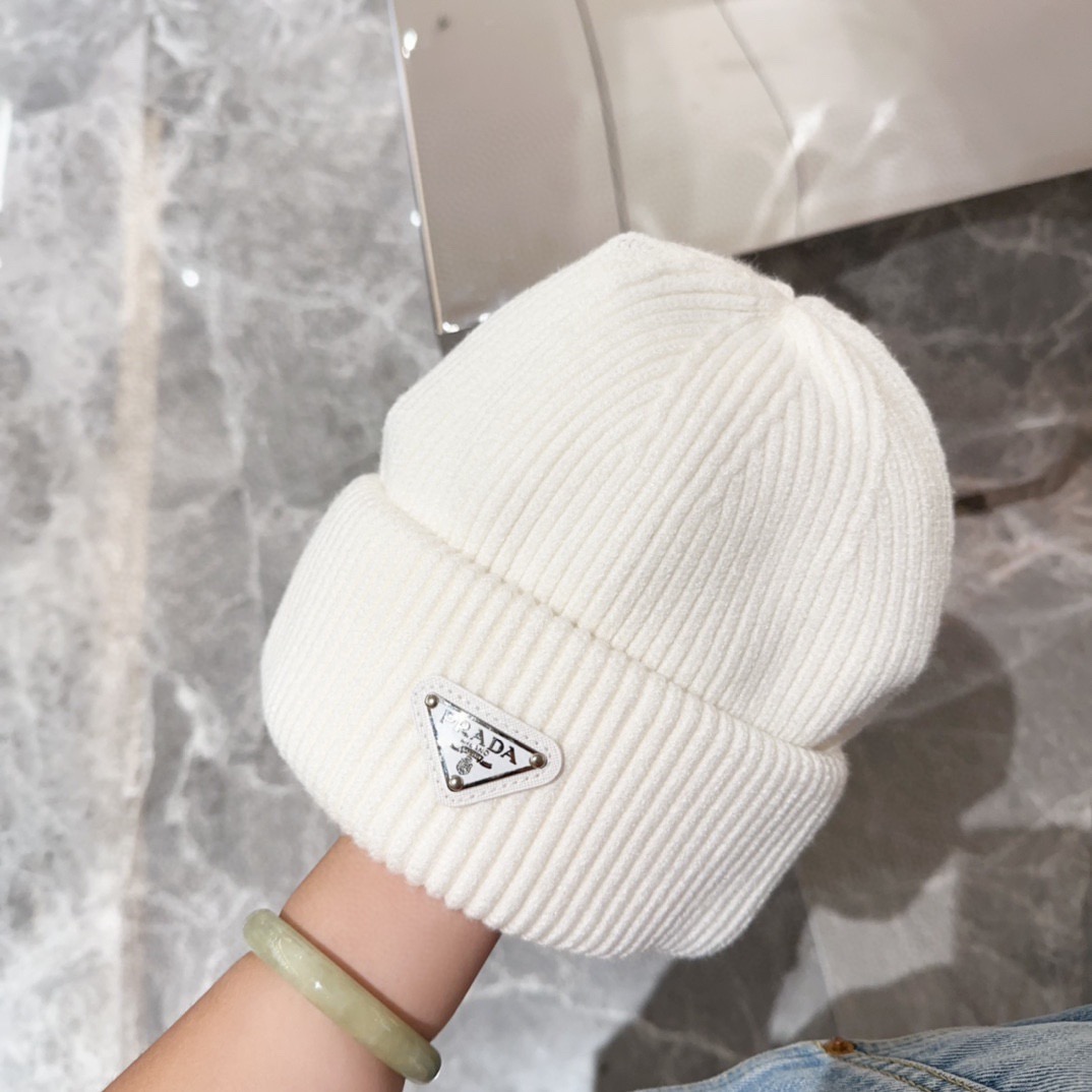 PRADA 프라다 화이트 양모 니트 비니 8