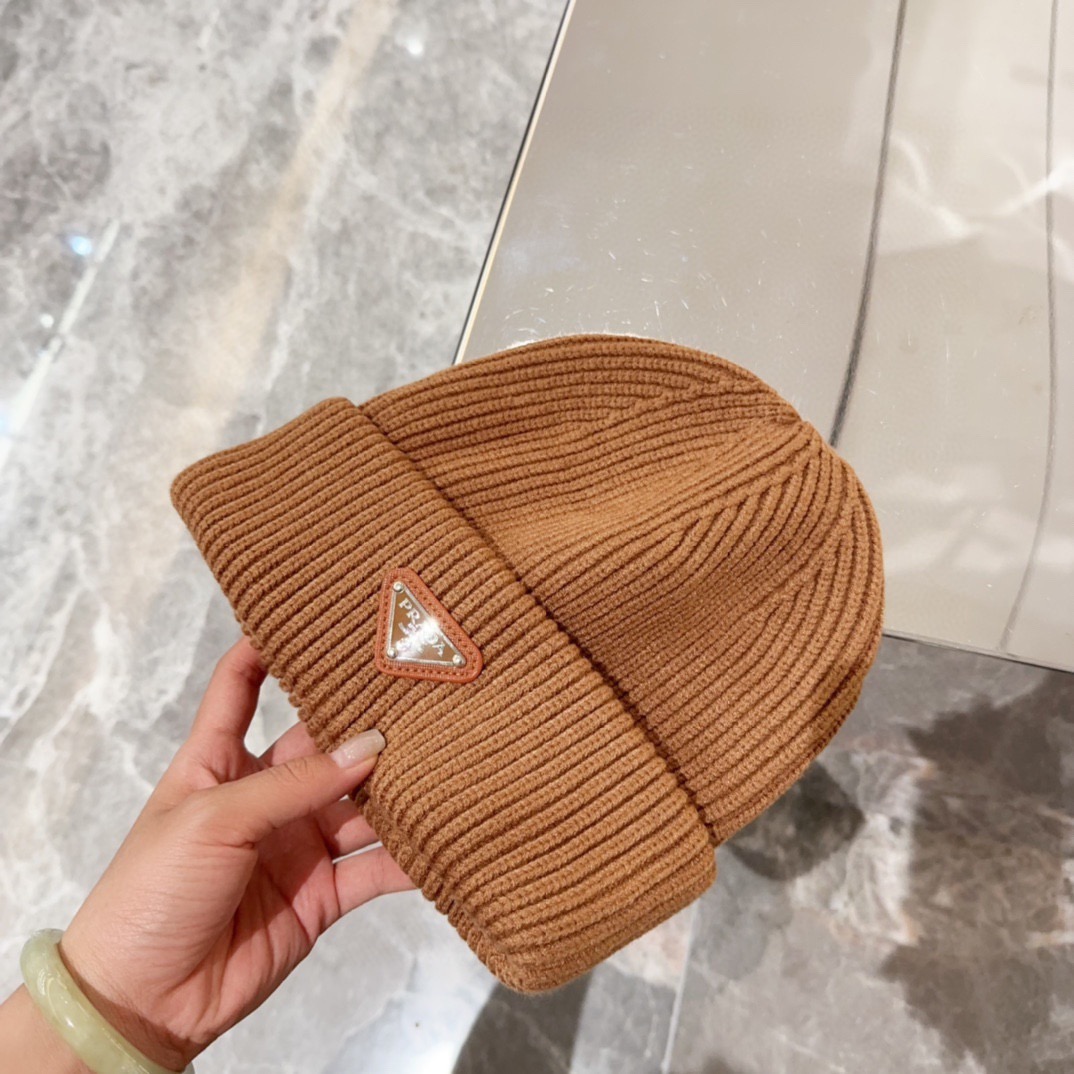 PRADA 프라다 화이트 양모 니트 비니 3