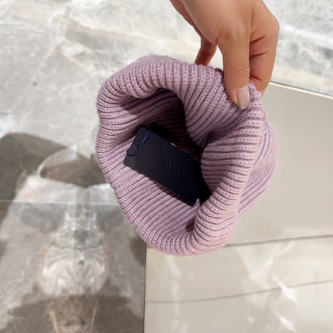 PRADA 프라다 화이트 양모 니트 비니 6