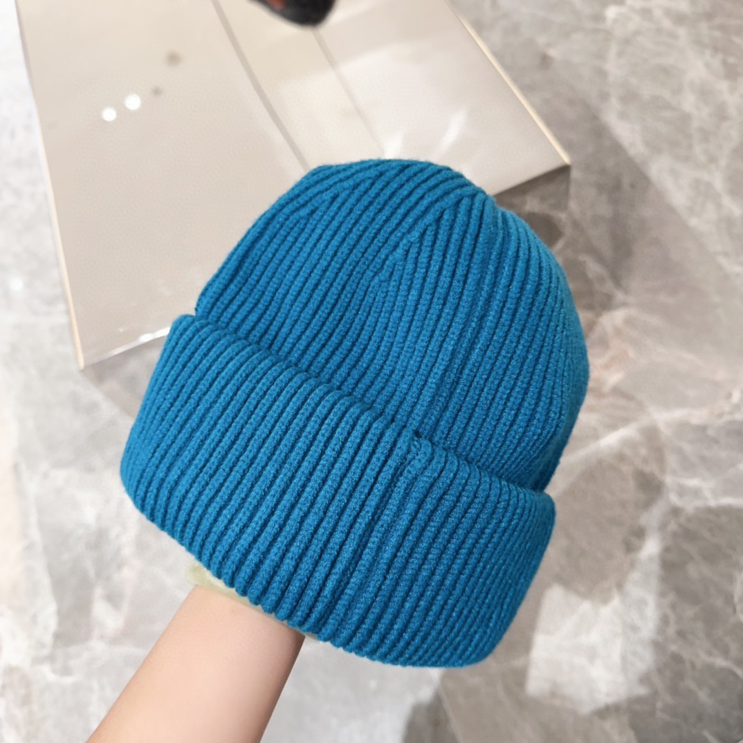 PRADA 프라다 화이트 양모 니트 비니 7