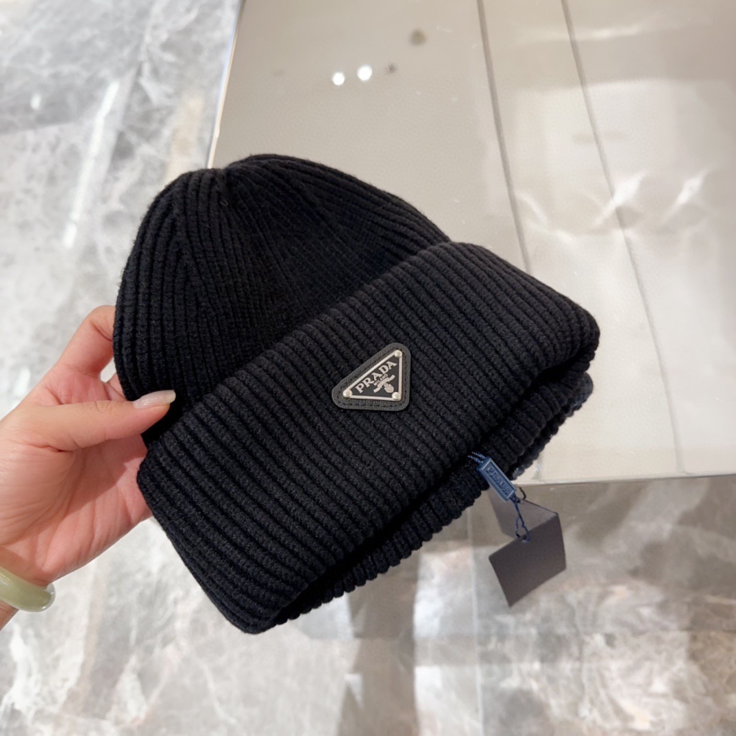 PRADA 프라다 화이트 양모 니트 비니 8