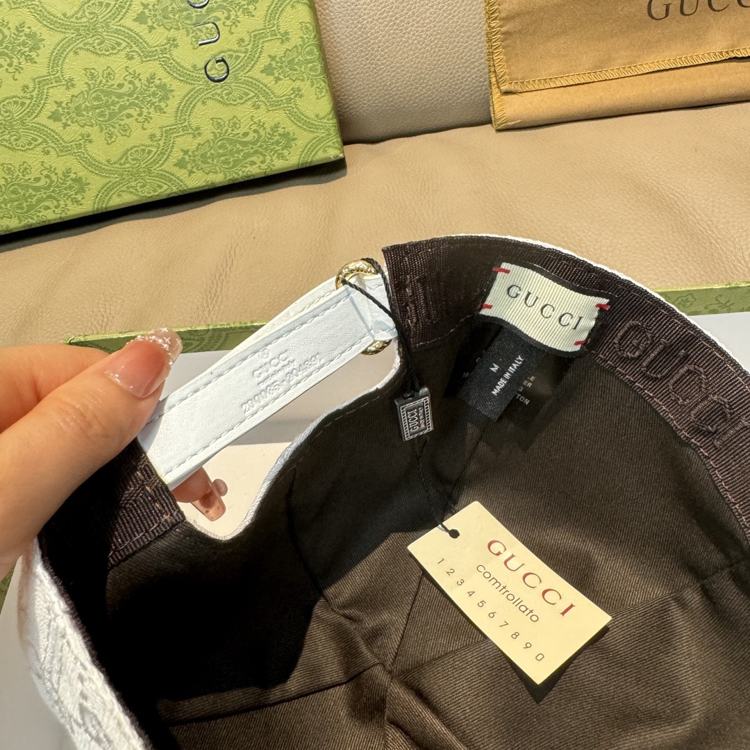 Gucci 구찌 GG 로고 가죽 배색 볼캡 8