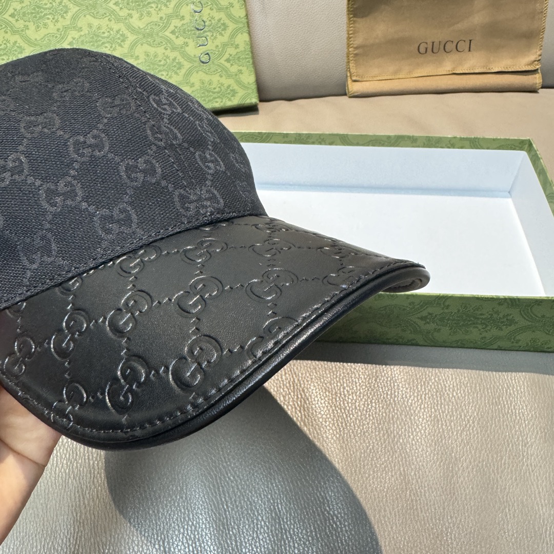 Gucci 구찌 GG 로고 가죽 배색 볼캡 7