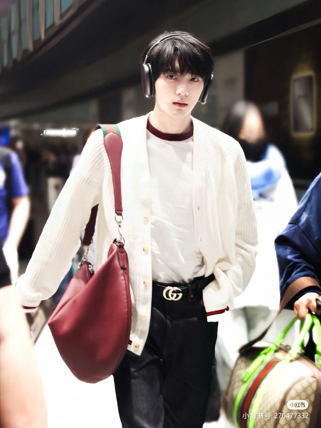 Gucci 구찌 Body 더블 락 미디엄 숄더백 6