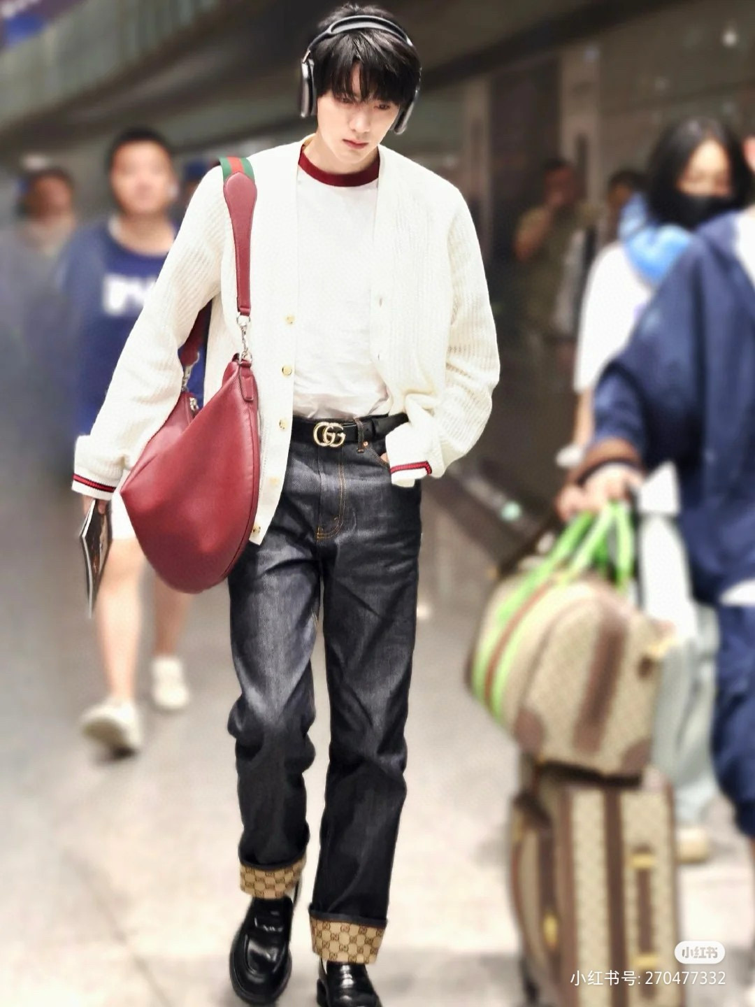 Gucci 구찌 Body 더블 락 미디엄 숄더백 8