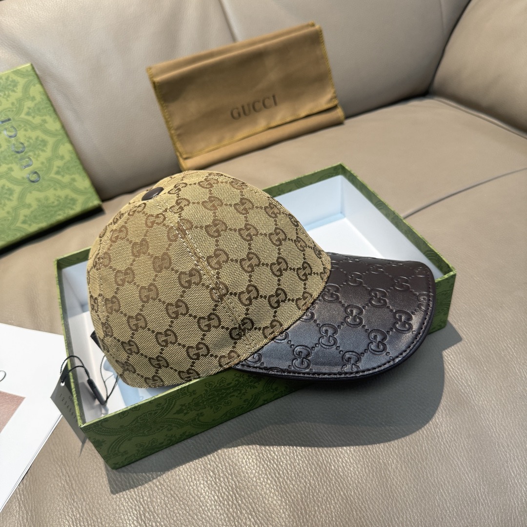 Gucci 구찌 GG 로고 가죽 배색 볼캡 3