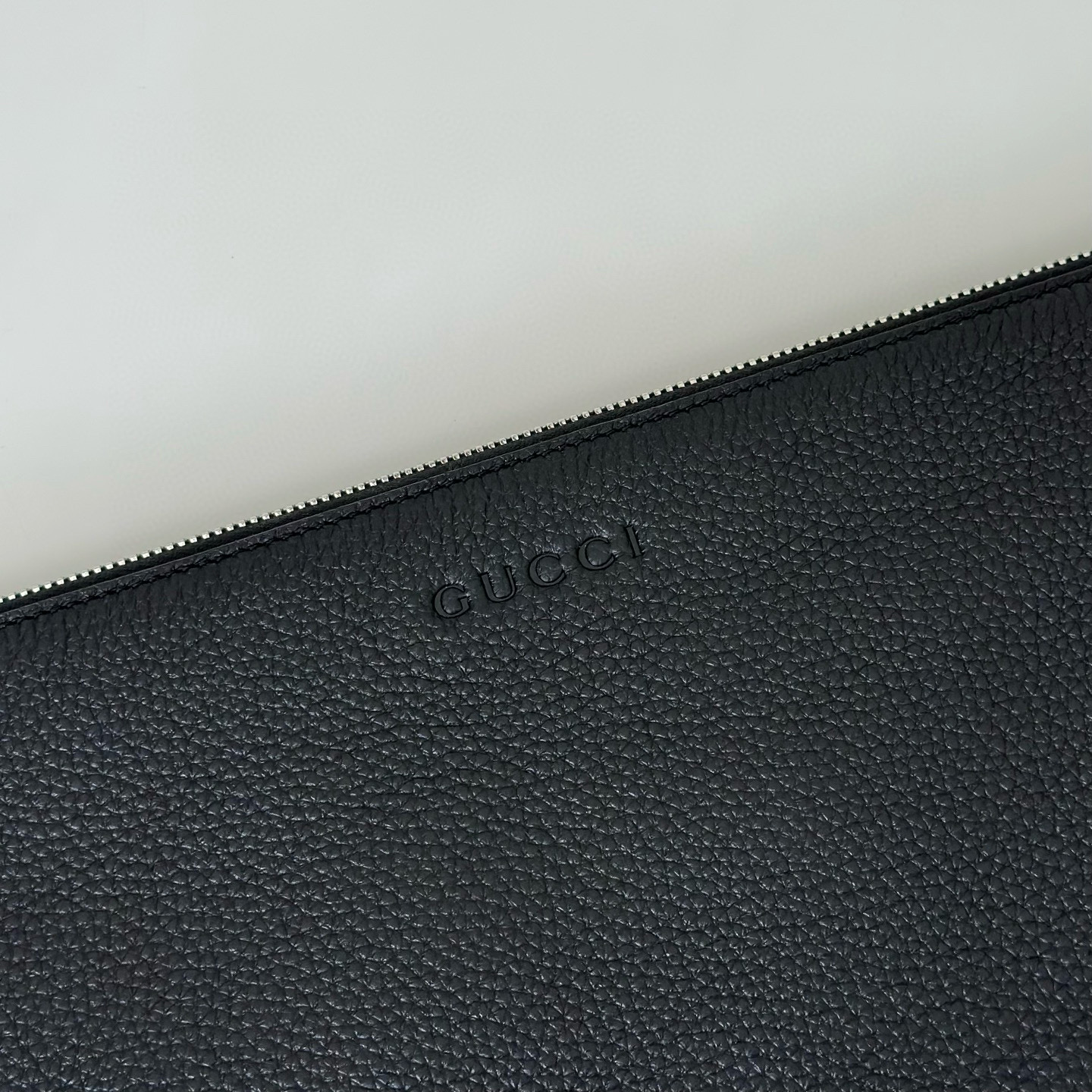 Gucci 구찌 G Body GG 그레인 레더 숄더백 4