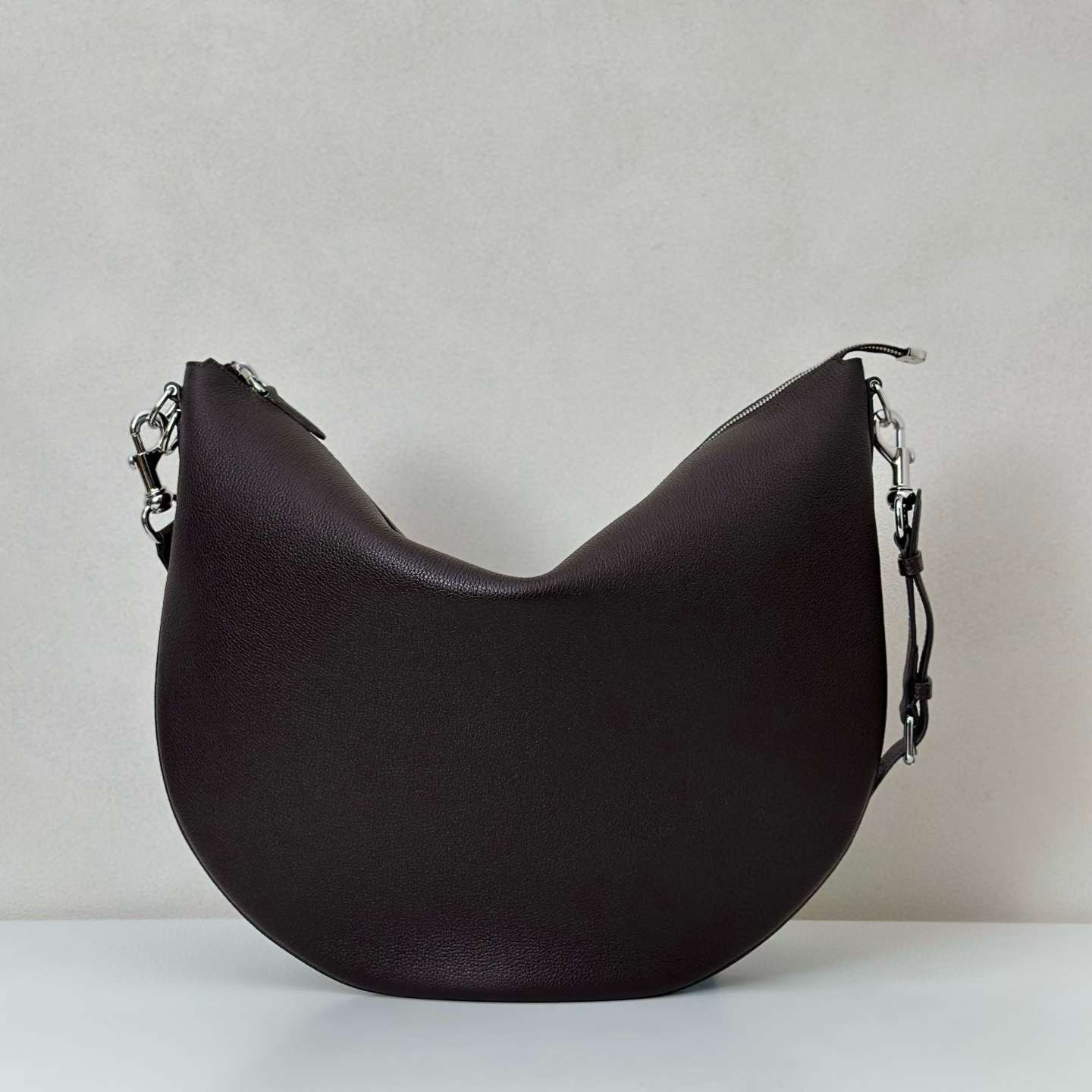 Gucci 구찌 G Body GG 그레인 레더 숄더백 11