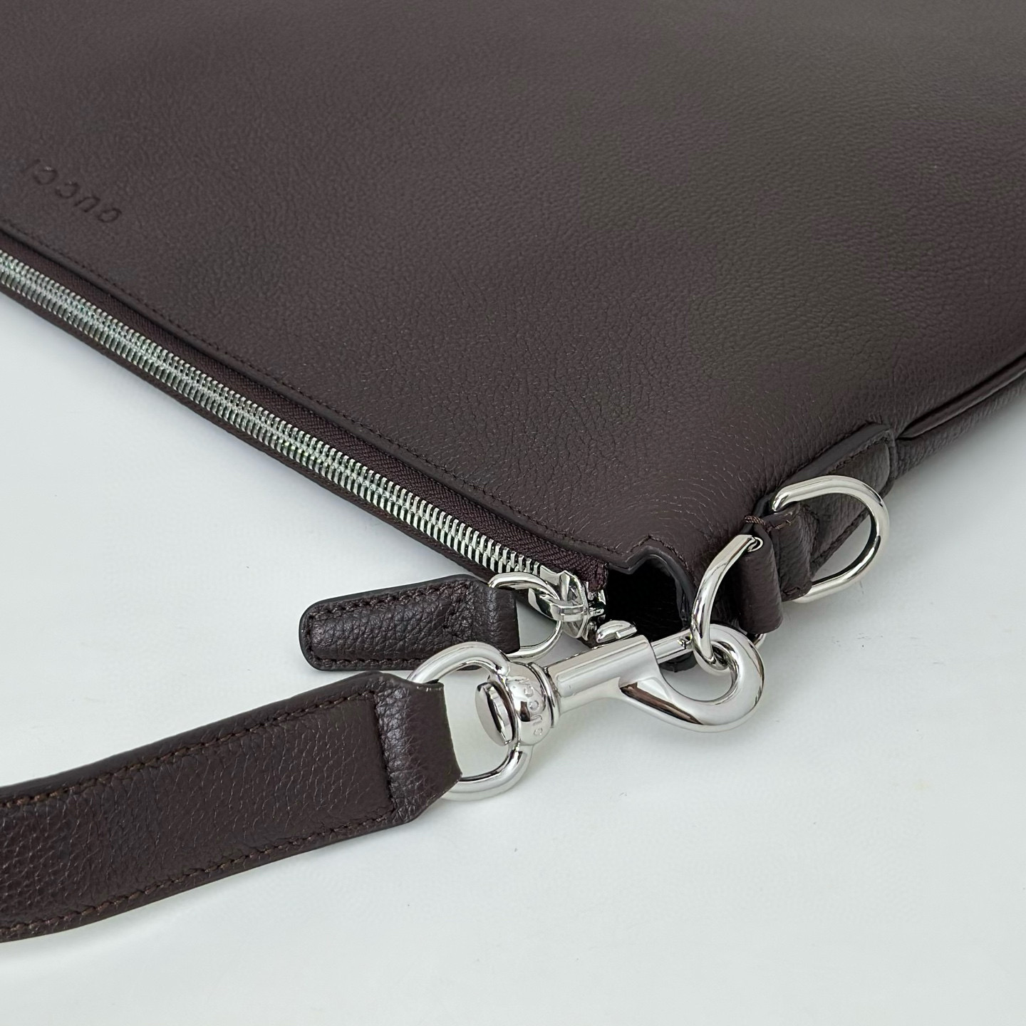 Gucci 구찌 G Body GG 그레인 레더 숄더백 15