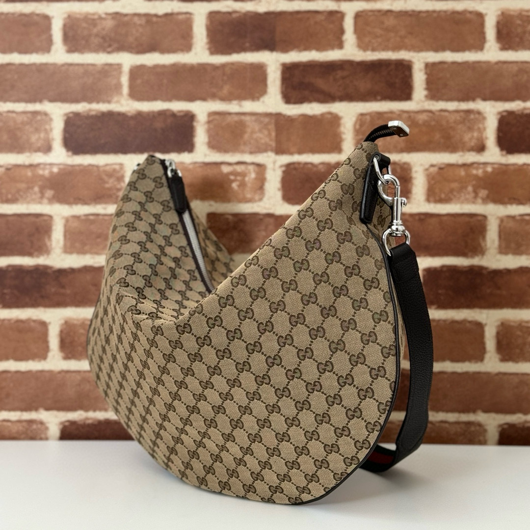 Gucci 구찌 GG 수프림 G Body 숄더백 4