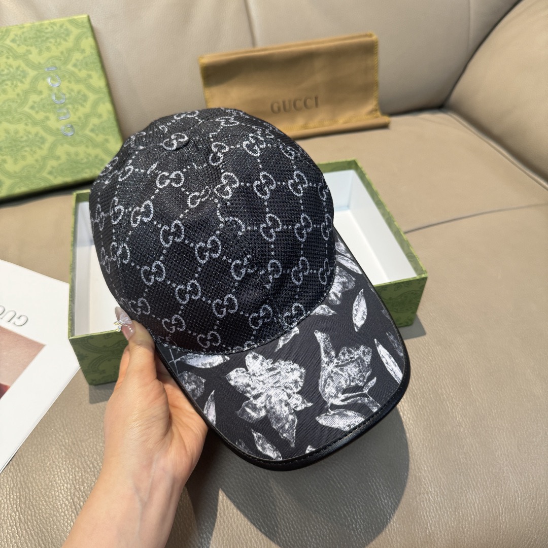 Gucci 구찌 그린 GG 모노그램 버드 프린트 볼캡 3