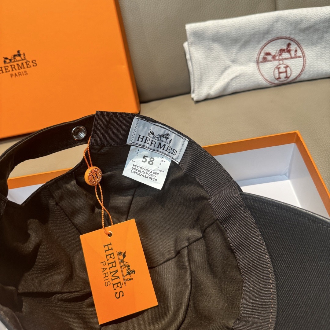 Hermès 에르메스 클래식 H 로고 볼캡 7