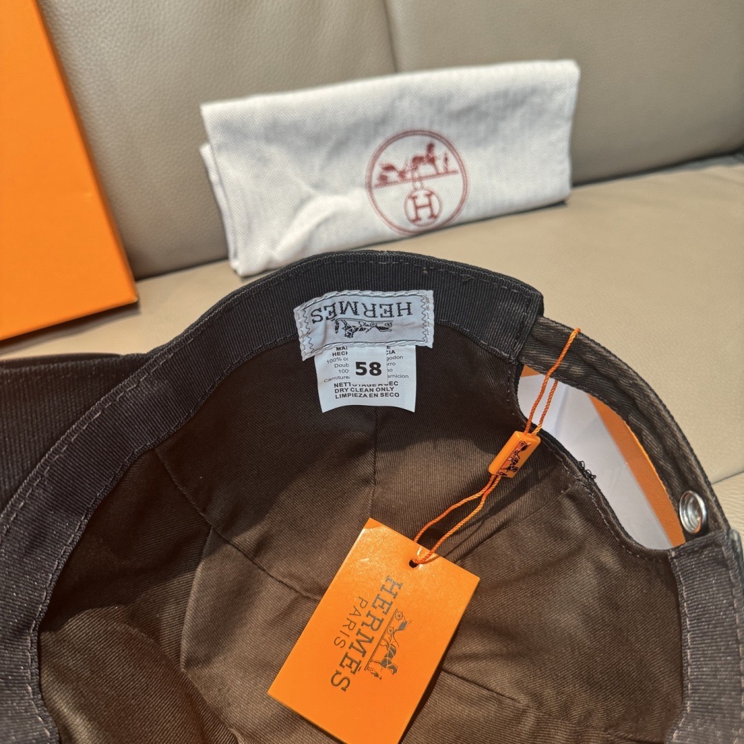 Hermès 에르메스 클래식 H 로고 볼캡 7