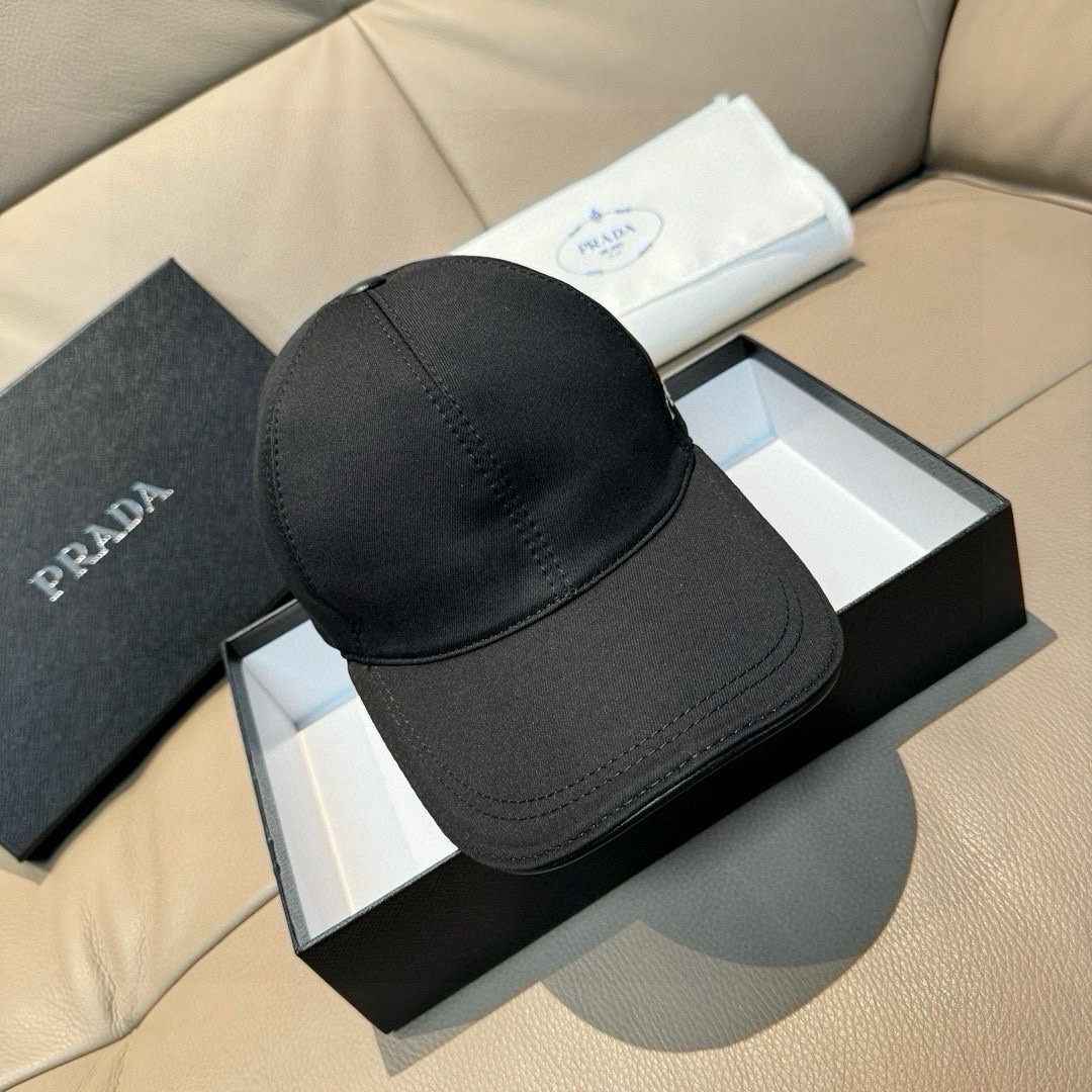 Prada 프라다 로고 자수 베이스볼 캡 5
