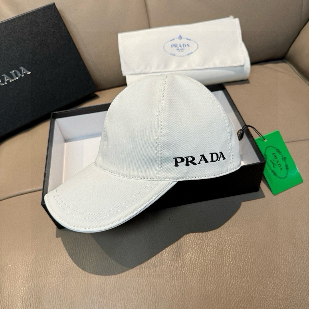Prada 프라다 로고 자수 베이스볼 캡 1