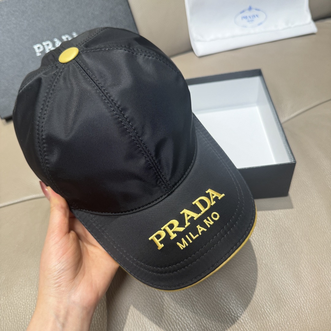 Prada 프라다 로고 자수 베이스볼 캡 4