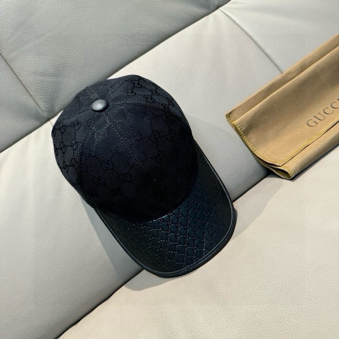 Gucci 구찌 GG 로고 가죽 배색 볼캡 9