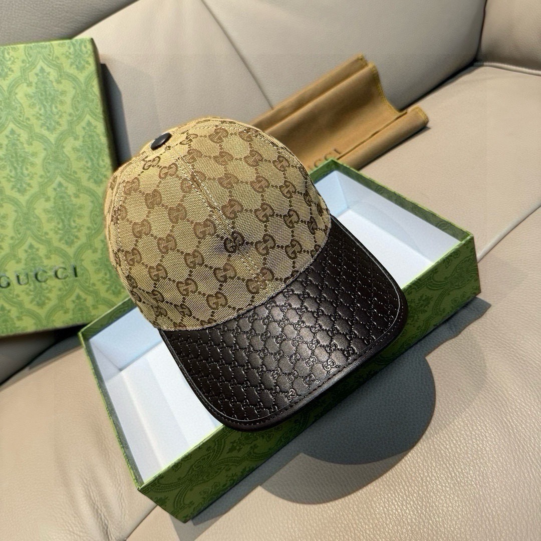 Gucci 구찌 GG 로고 가죽 배색 볼캡 1