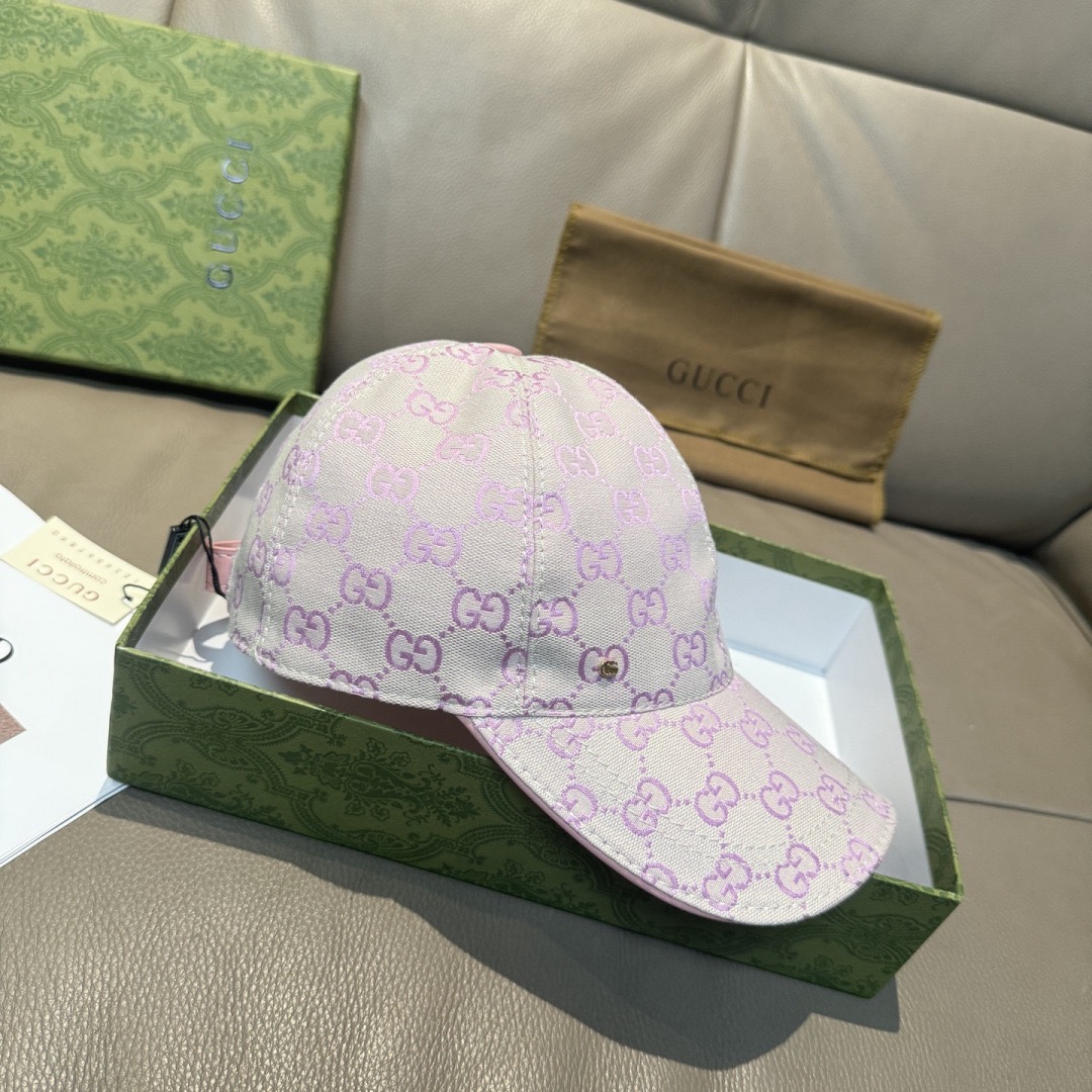 Gucci 구찌 GG 로고 라이트 블루 볼캡 1