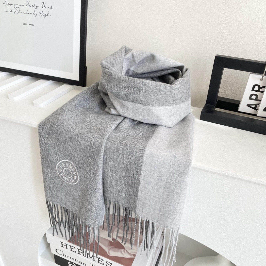 Hermes 에르메스 2025 남녀공용 로고 울 머플러 7