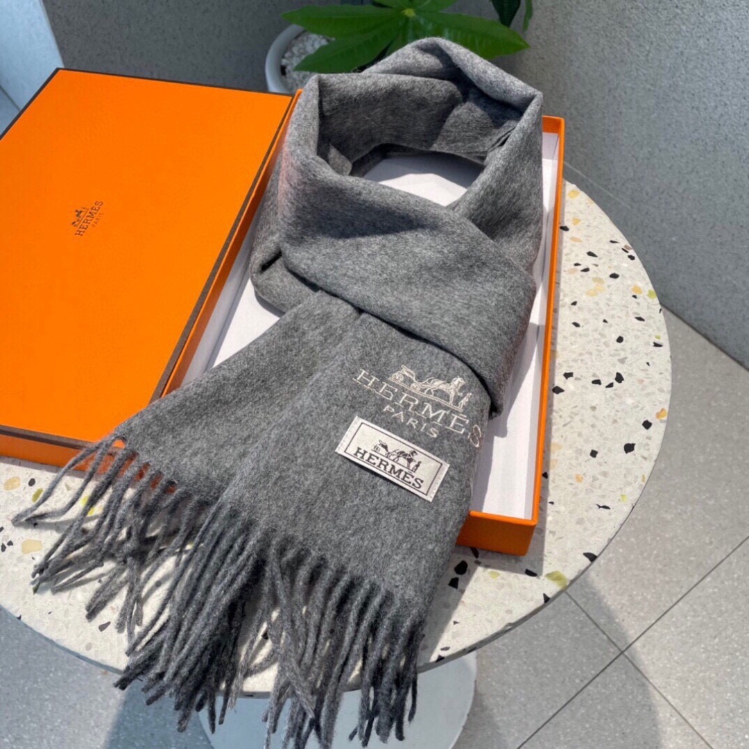 HERMES 에르메스 남녀공용 클래식 울 머플러 9