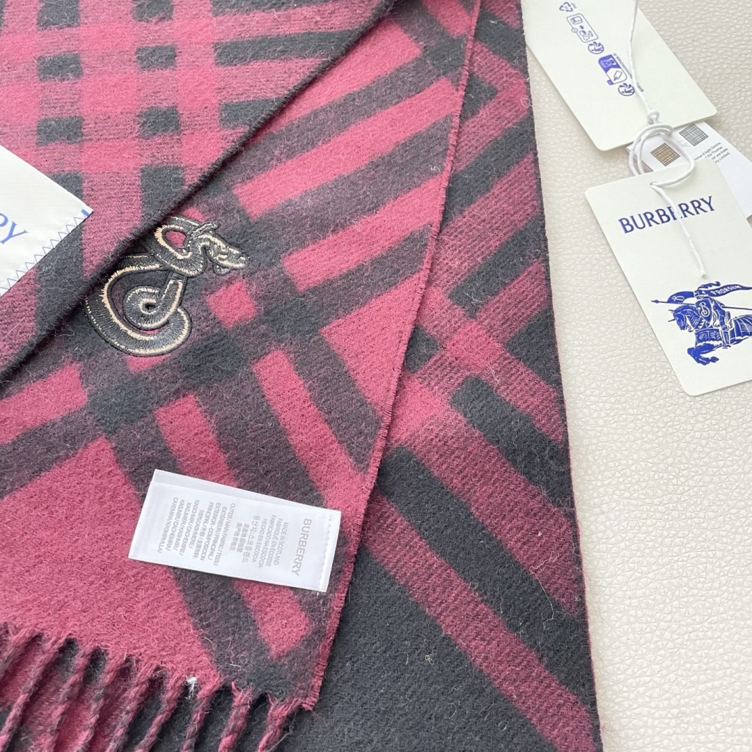Burberry 버버리 체크 스네이크 로고 울 머플러 8