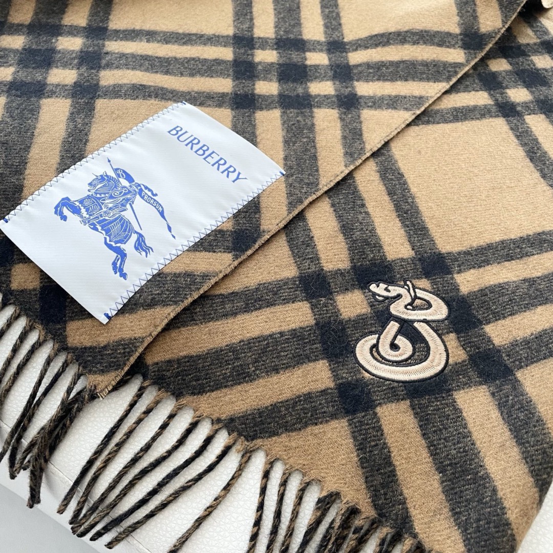 Burberry 버버리 체크 스네이크 로고 울 머플러 9