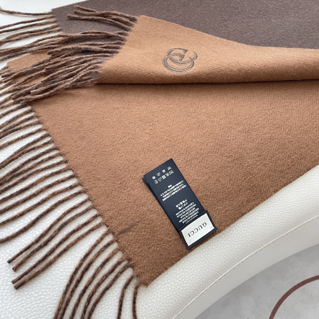 Gucci 구찌 GG 로고 양면 울 머플러 9