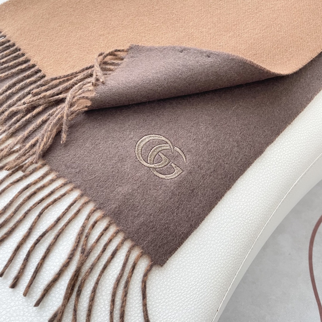 Gucci 구찌 GG 로고 양면 울 머플러 10