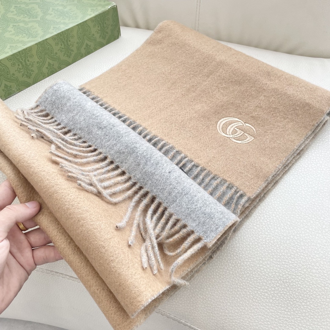 Gucci 구찌 GG 로고 양면 울 머플러 4