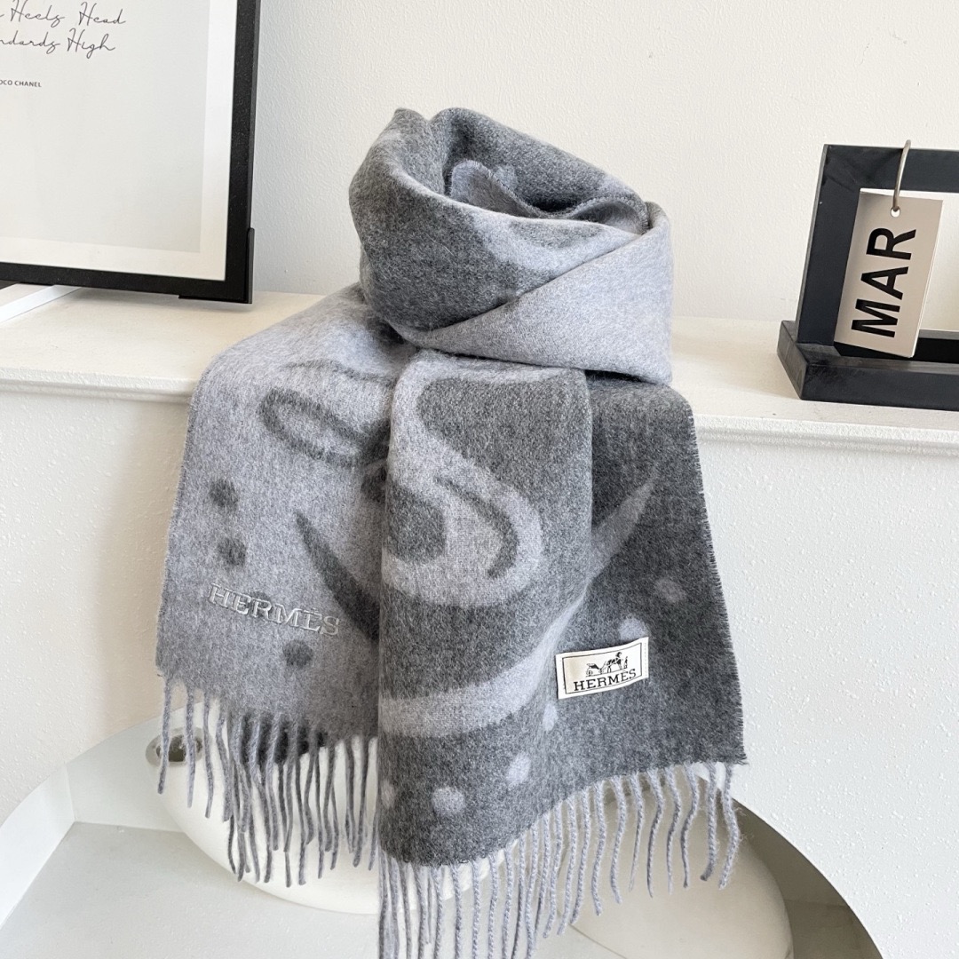 HERMES 에르메스 남녀 공용 양모 머플러 [품절] 8