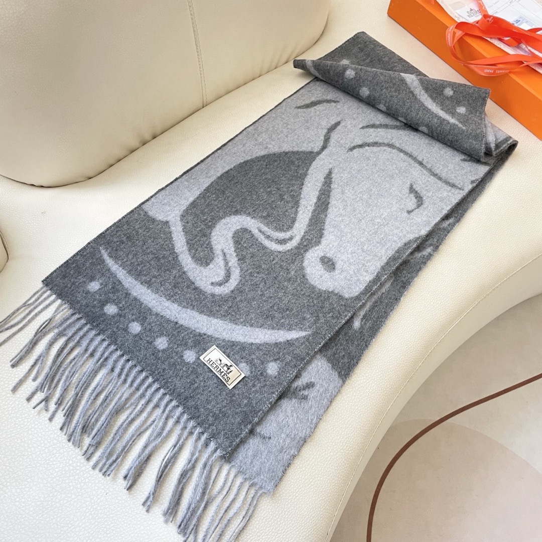 HERMES 에르메스 남녀 공용 양모 머플러 [품절] 9