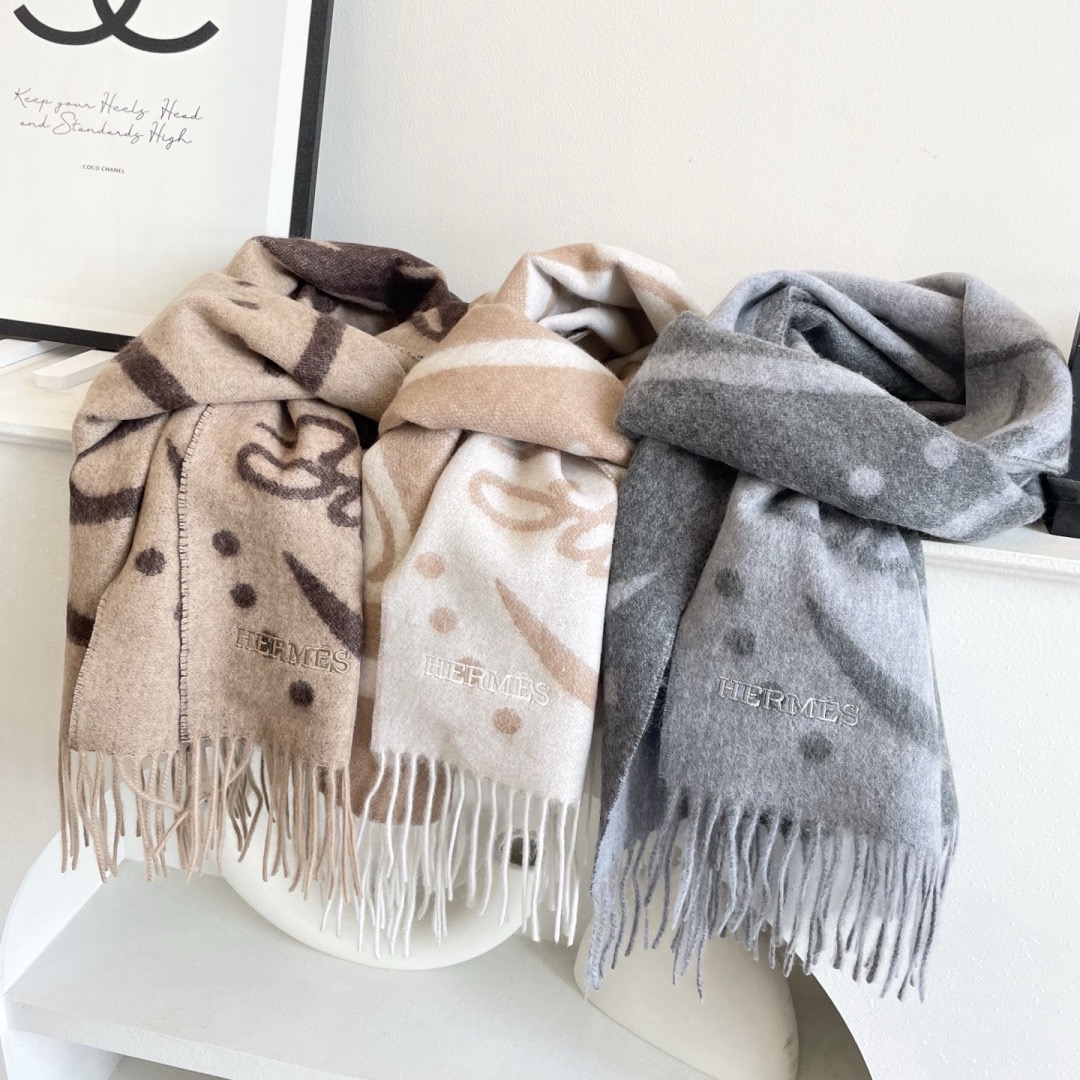 HERMES 에르메스 남녀 공용 양모 머플러 [품절] 3