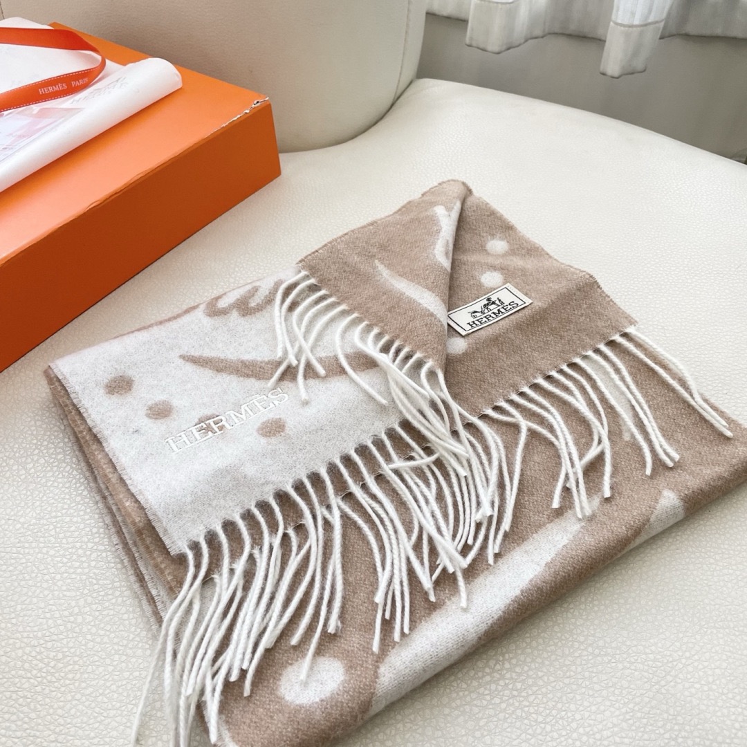 HERMES 에르메스 남녀 공용 양모 머플러 [품절] 5