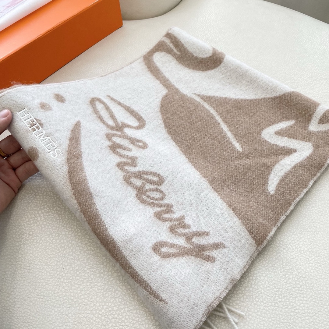 HERMES 에르메스 남녀 공용 양모 머플러 [품절] 6