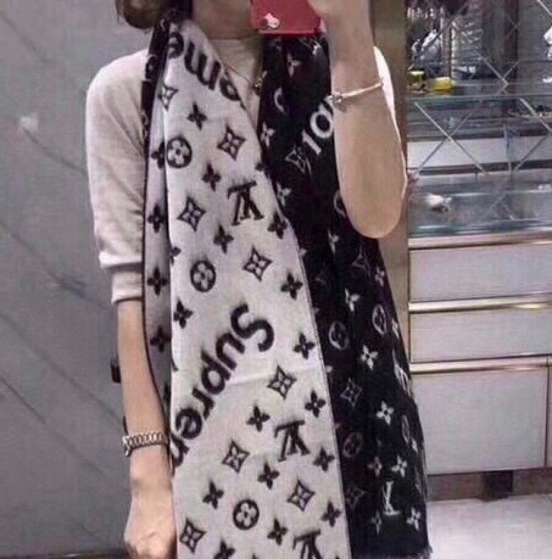Louis Vuitton Supreme 루이비통 슈프림 모노그램 머플러 2