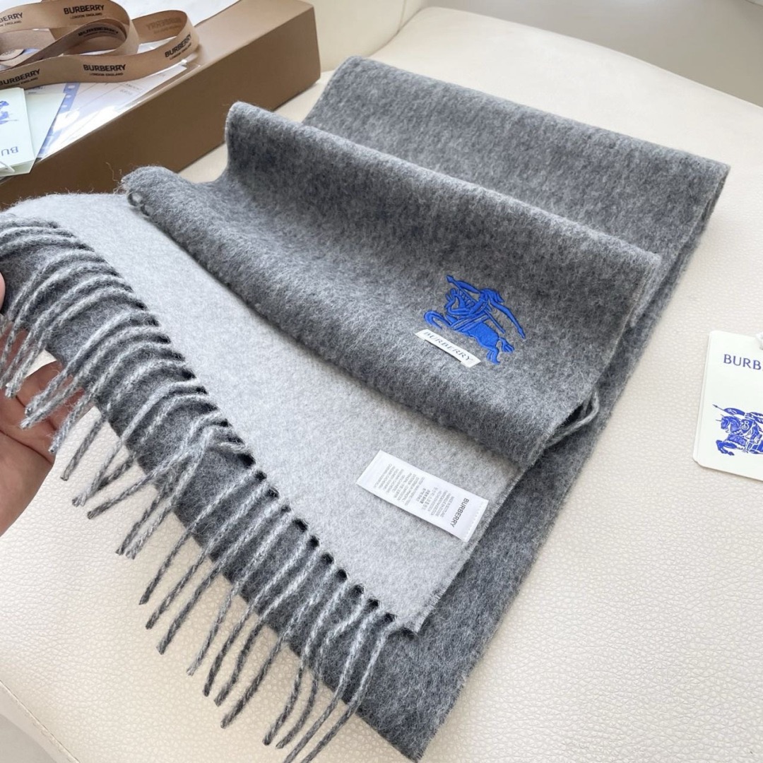 Burberry 버버리 딥 웨이브 클래식 양모 체크 머플러 7